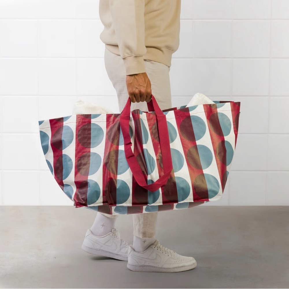 Brand New IKEA GÖRSNYGG Carrier bag, Large, red blue/patterned - Picture 5 of 6
